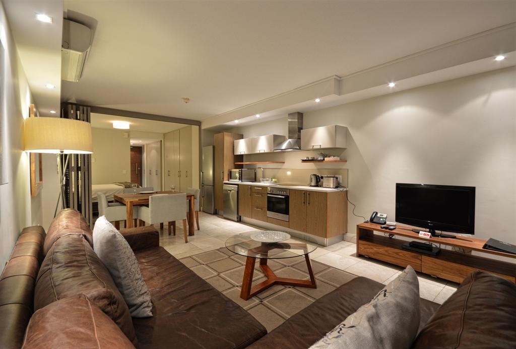 Canal Quays Apartments كيب تاون المظهر الخارجي الصورة